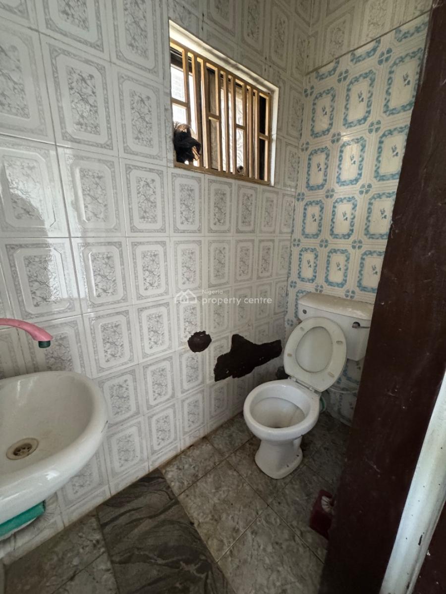 a Self Serviced 1 Bedroom Flat, Lekki Phase 1, Lekki, Lagos, Mini Flat (room and Parlour) for Rent