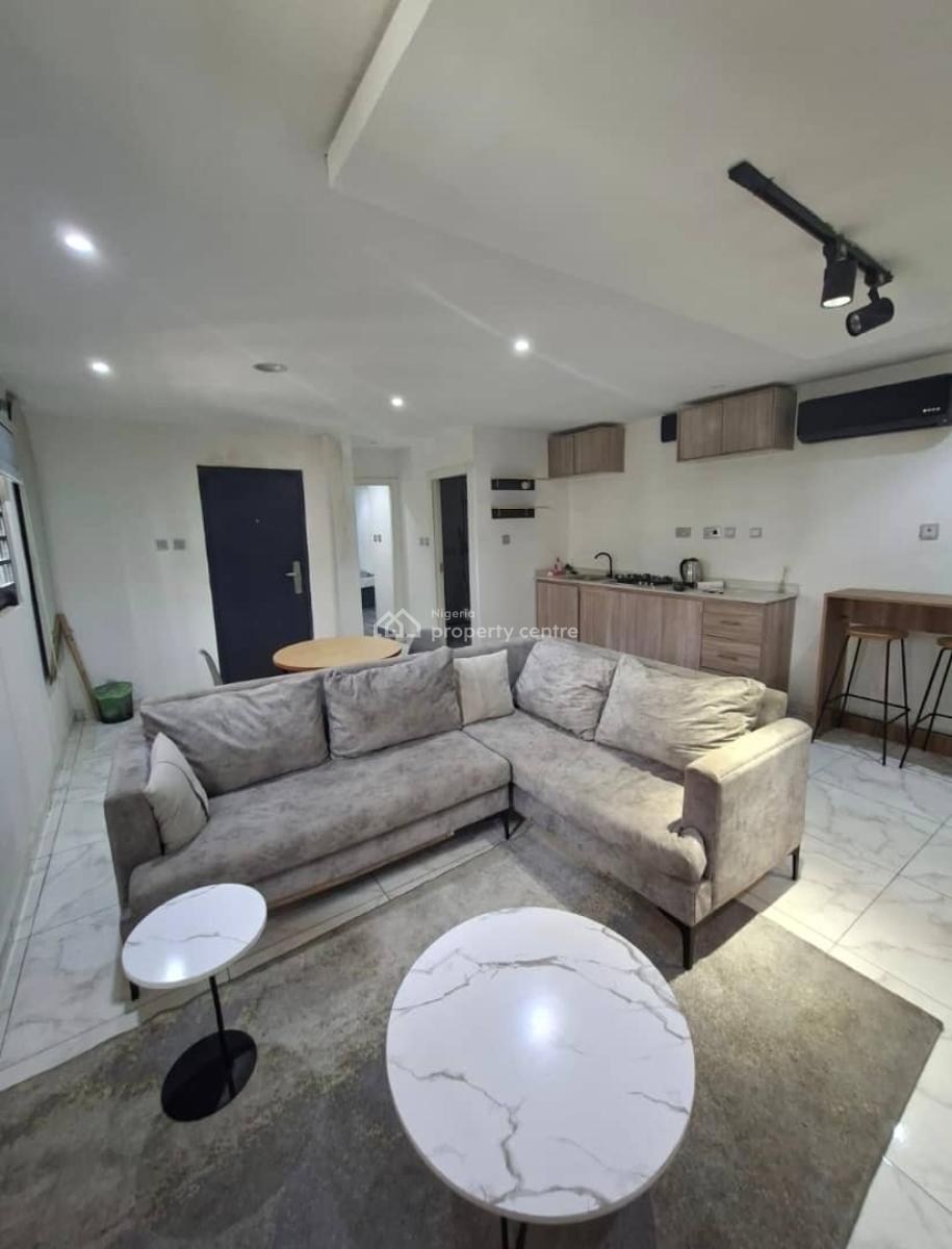 Furnished 1bedroom Apartment Available, Lekki Phase 1, Lekki, Lagos, Mini Flat (room and Parlour) for Rent