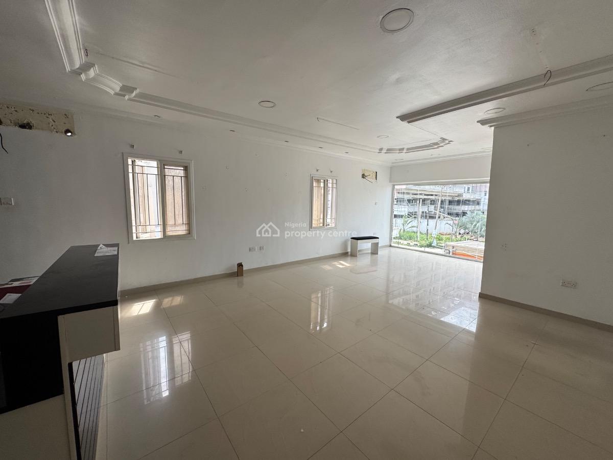 a Shop Space of 85sqm Facing a Busy Road in Lekki Phase 1., Lekki Phase 1., Lekki Phase 1, Lekki, Lagos, Shop for Rent