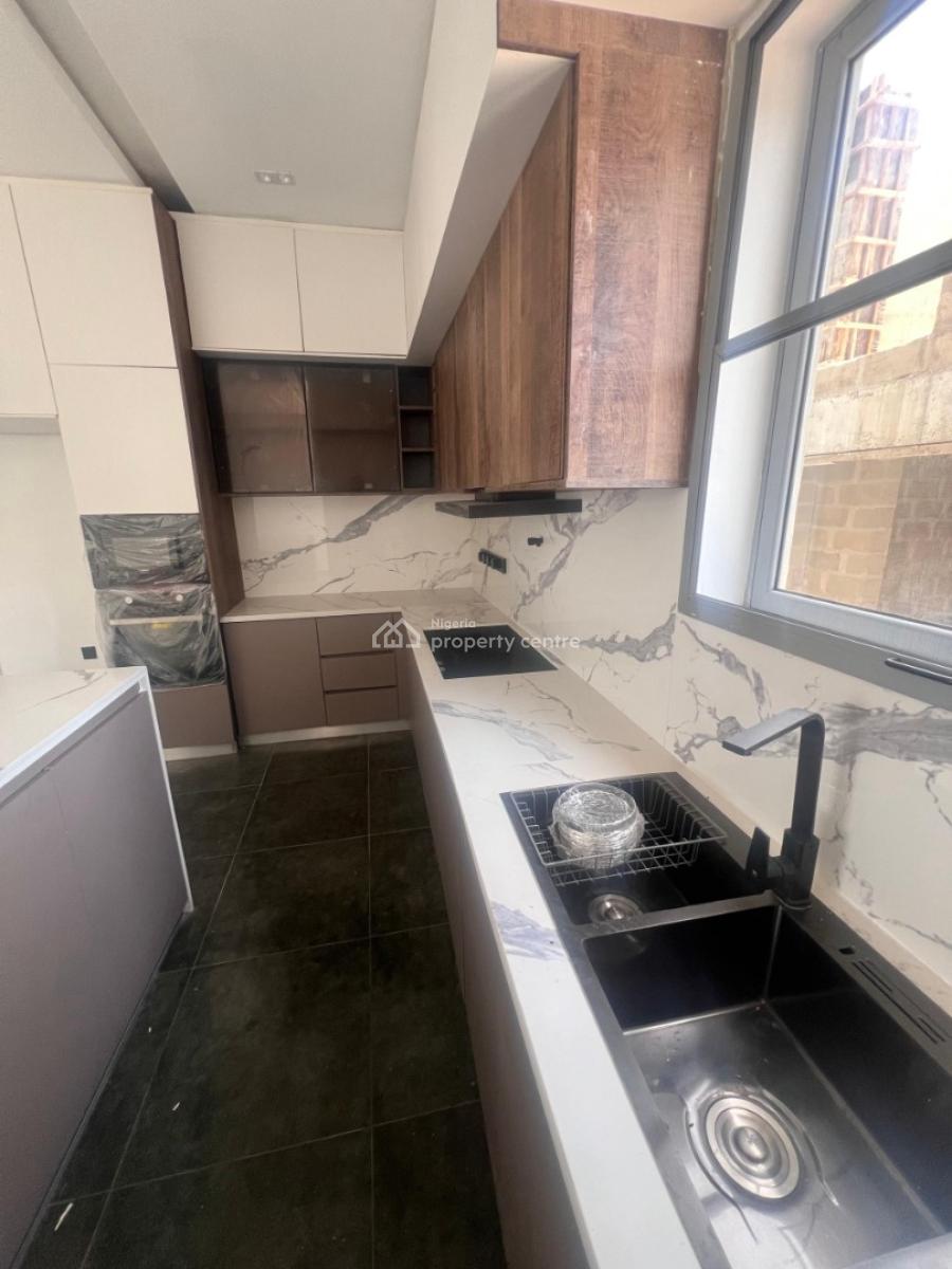 4 Bedroom Semi-detached Duplex with Bq, Lekki Phase 1, Lekki, Lagos, Semi-detached Duplex for Sale