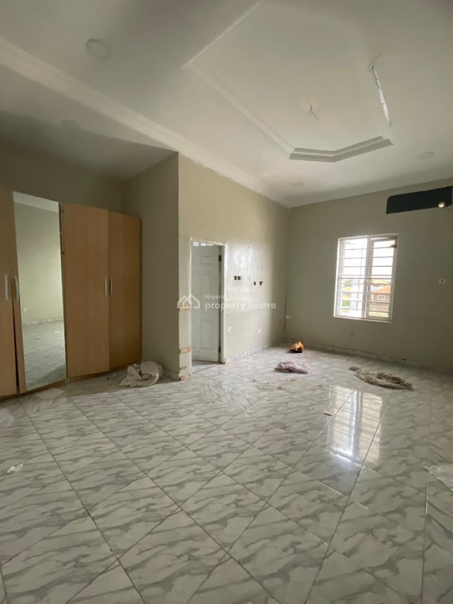 Very Spacious Beautiful 2 Bed Upstairs in a Fine Compound, Ado, Ado, Ajah, Lagos, House for Rent