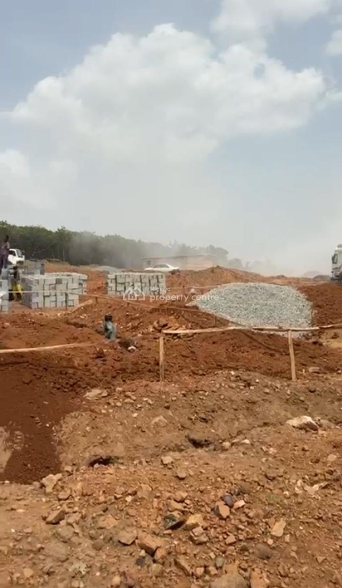 Distress Estate Plot in Gwarinpa Main Off 3rd Avenue, Off 3rd Avenue, Gwarinpa, Abuja, Residential Land for Sale