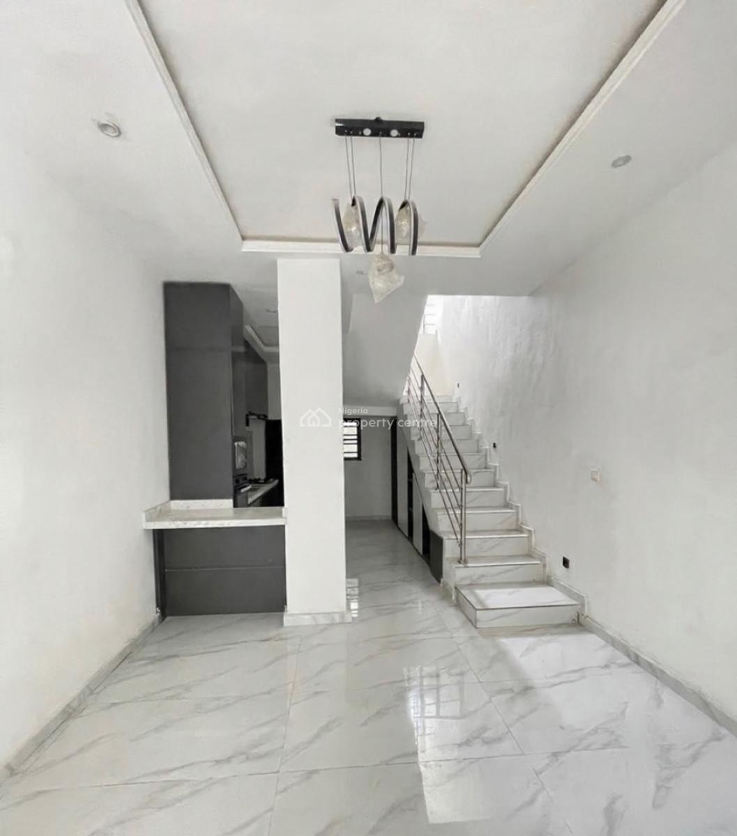 Lovely 2 Bedroom Terrace Duplex with Bq, Lekki Phase 1, Lekki Phase 1, Lekki, Lagos, Terraced Duplex for Sale