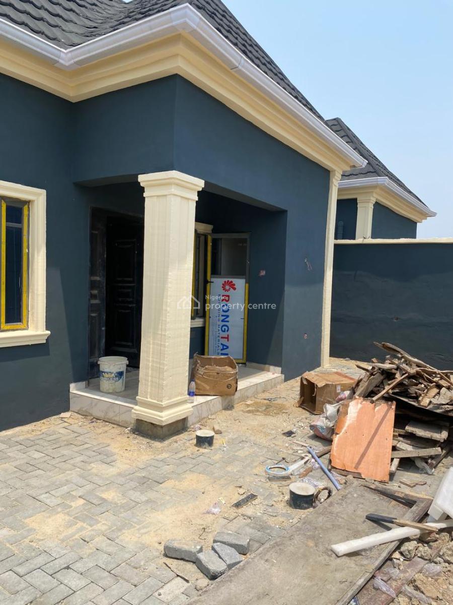 3 Bedrooms Semi Detached Bungalow, Abraham Adesanya Estate, Ajah, Lagos, Semi-detached Bungalow for Rent