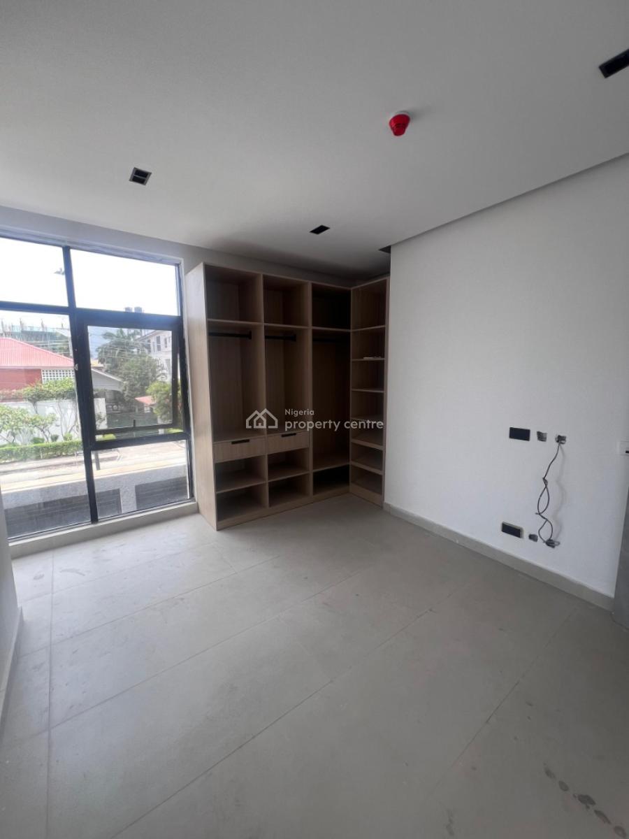 3 Bedroom Apartment Available, Lekki Phase 1, Lekki, Lagos, Block of Flats for Sale