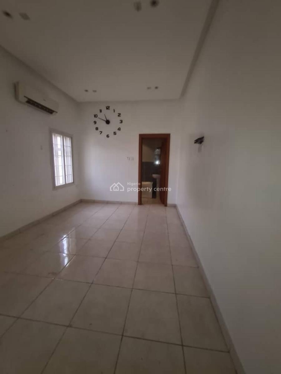 a Decently Used 5bedroom Detached Duplex with 2rooms Bq, Off Fola Osibo, Lekki Phase 1, Lekki, Lagos, Detached Duplex for Rent