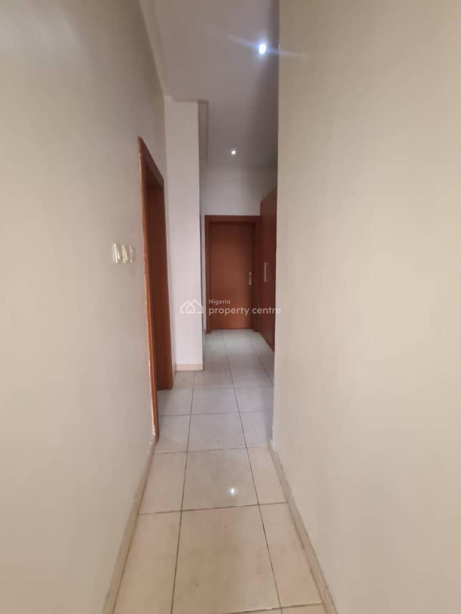 a Decently Used 5bedroom Detached Duplex with 2rooms Bq, Off Fola Osibo, Lekki Phase 1, Lekki, Lagos, Detached Duplex for Rent