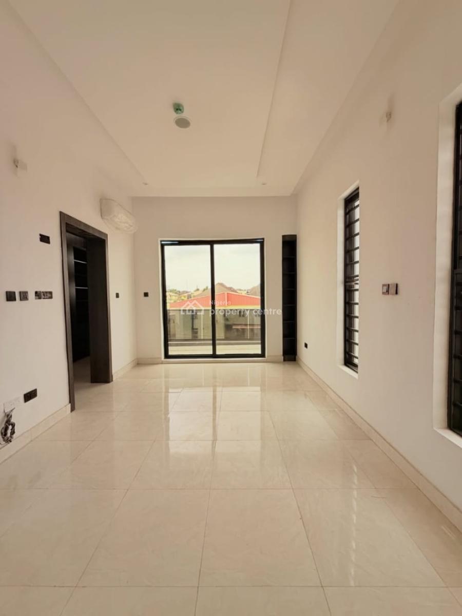 Luxury Spacious 5 Bedroom Fully Detached Duplex with Pool, Ikota, Lekki, Lagos, Detached Duplex for Sale