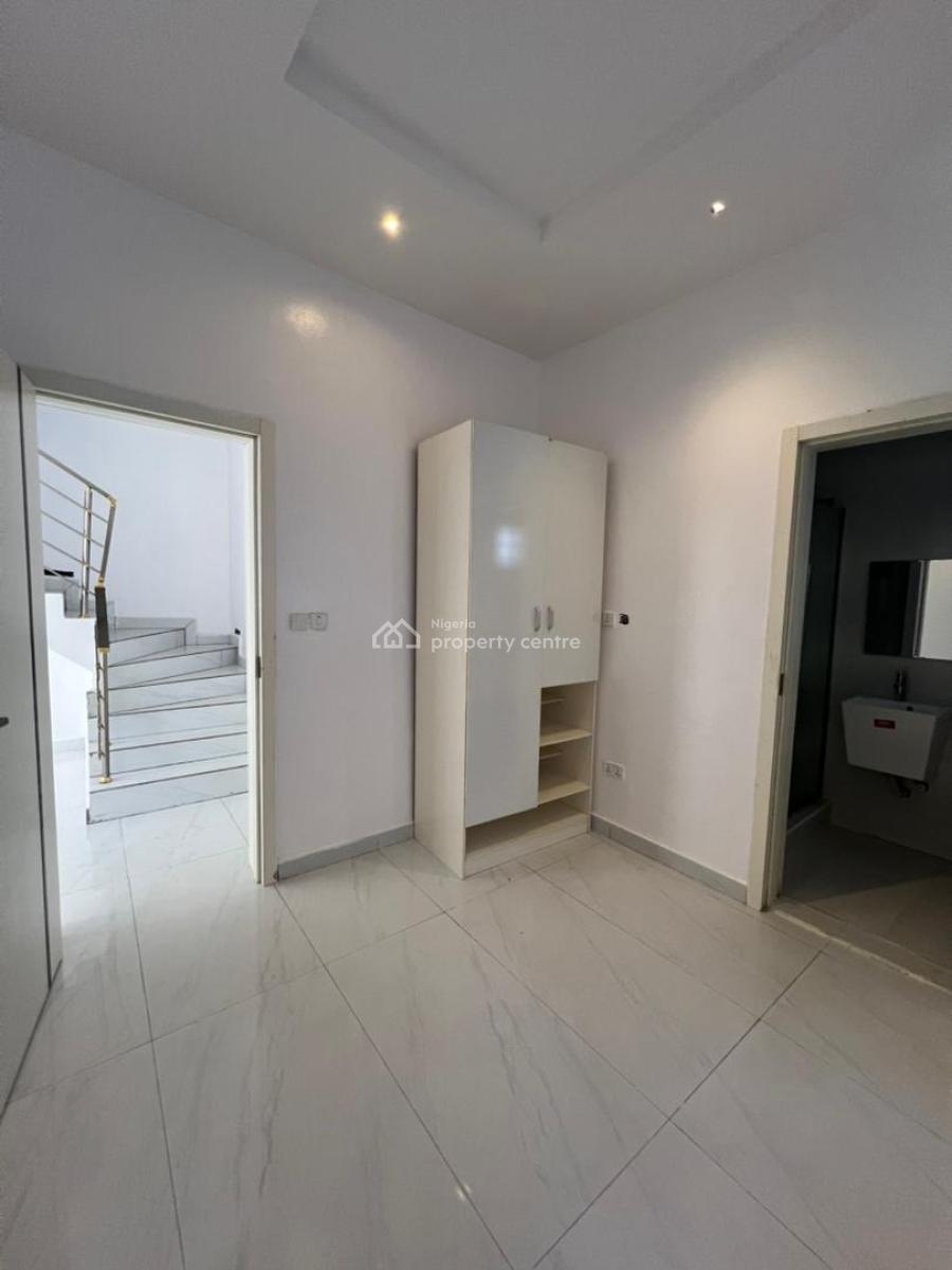 Executive 4-bedroom Semi-detached Duplex with Bq in Prime Ikate, Ikate, Lekki, Lagos, Semi-detached Duplex for Rent