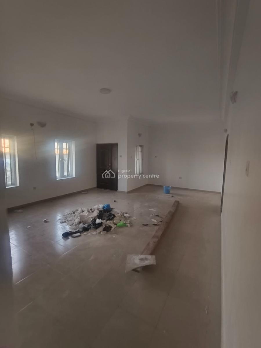 Spacious 3 Bedroom Apartment Ground Floor, Mobil Road, Ilaje, Ajah, Lagos, Flat / Apartment for Rent