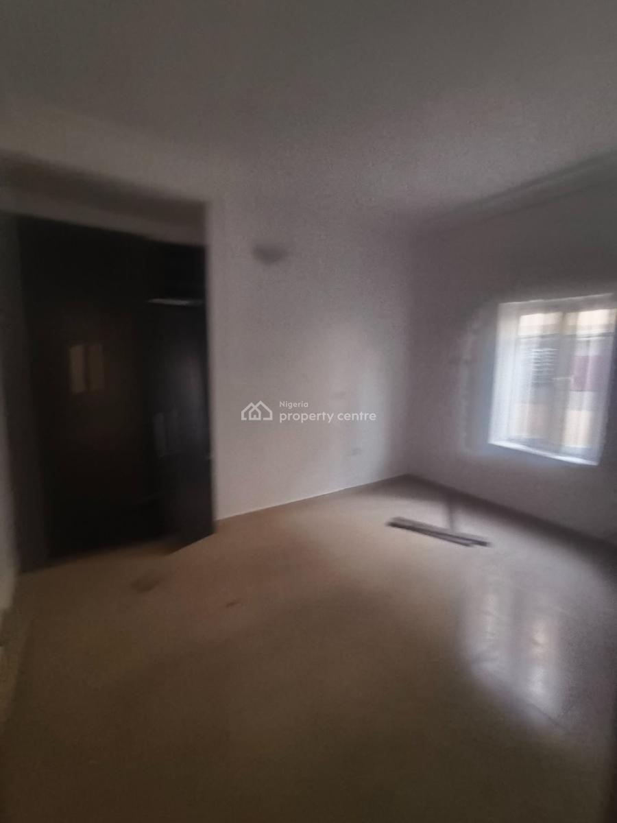Spacious 3 Bedroom Apartment Ground Floor, Mobil Road, Ilaje, Ajah, Lagos, Flat / Apartment for Rent