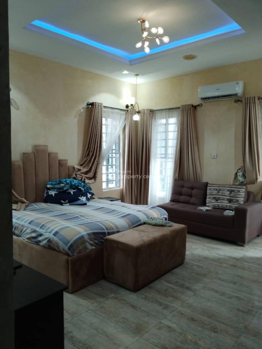 Luxury 4bedroom, Ikota, Lekki, Lagos, Semi-detached Duplex for Rent