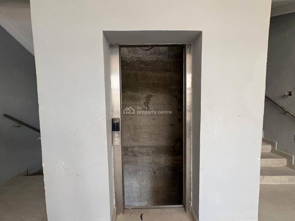 Exclusive Modern 3-bedroom Flats with Bq, Lekki Phase 1, Lekki, Lagos, House for Rent