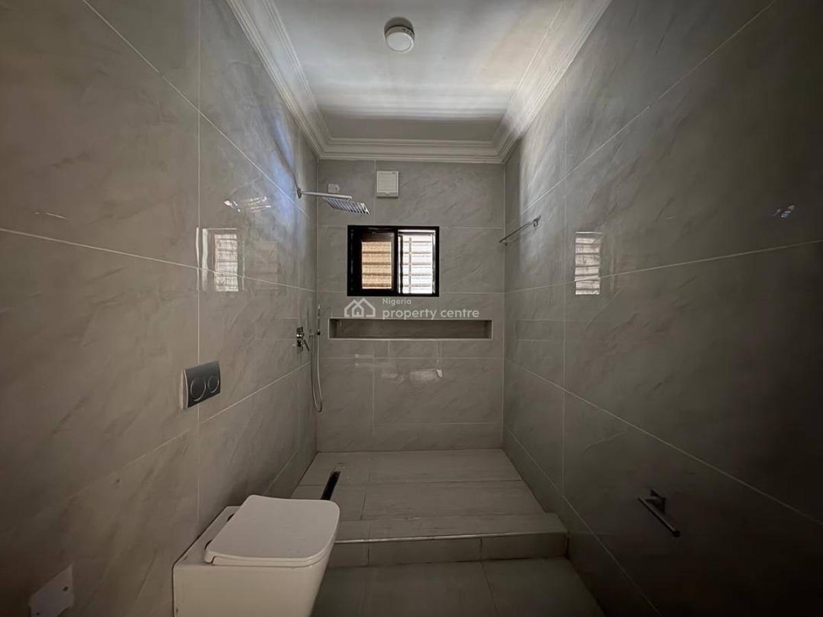 Exclusive Modern 3-bedroom Flats with Bq, Lekki Phase 1, Lekki, Lagos, House for Rent