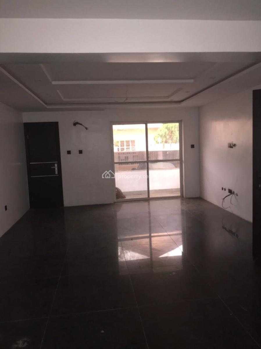 Newly Renovated 3 Bedrooms Apartment with a Room Bq, Ground Floor, Lekki Phase 1, Lekki, Lagos, Flat / Apartment for Sale