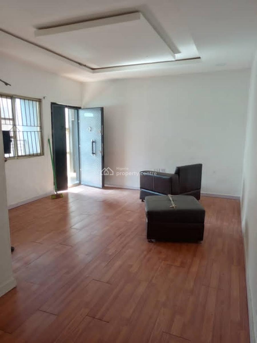 Great Opportunity 2 Bedroom Flat on Second Floor, Ologolo, Lekki, Lagos, Flat / Apartment for Rent