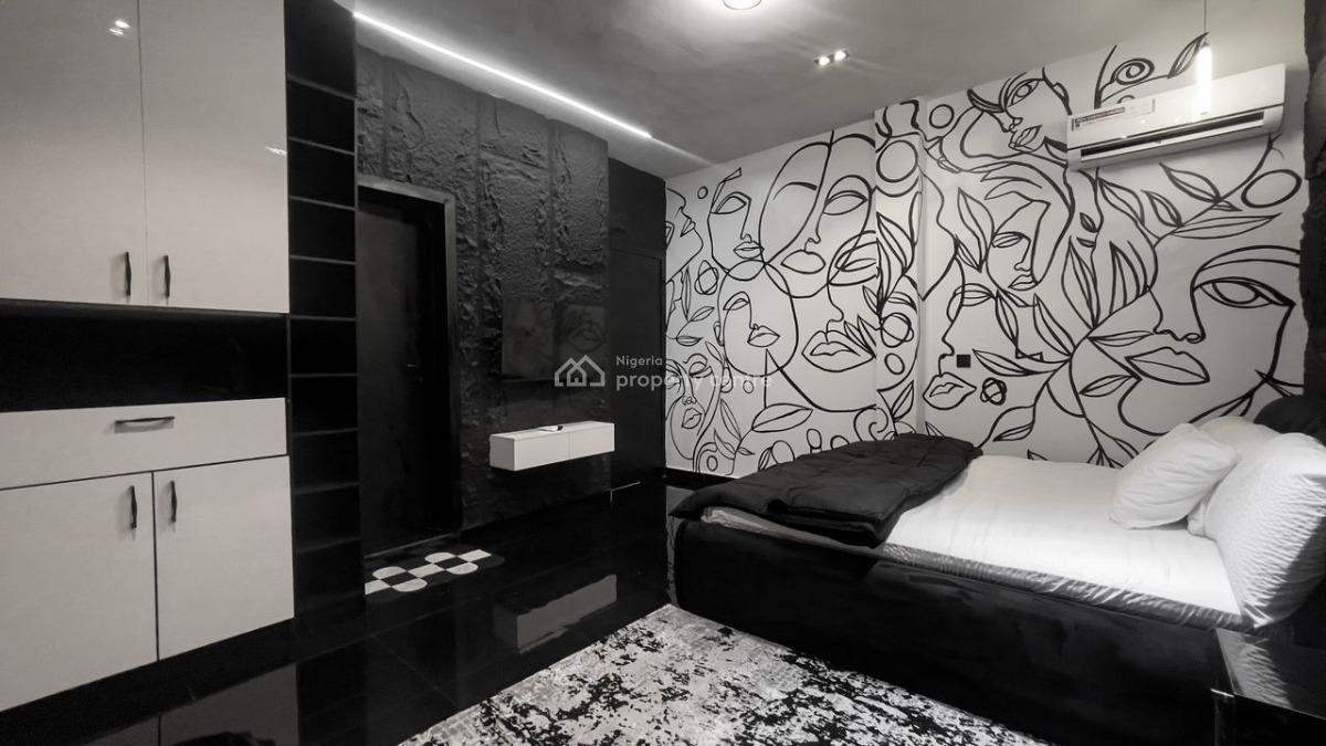 Luxury and Spacious 2 Bedroom Apartment with Pool and Elevators, Lekki Phase 1, Lekki, Lagos, Flat / Apartment Short Let