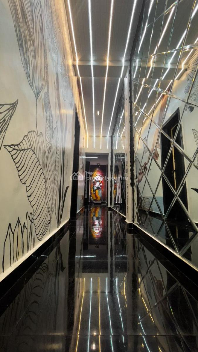 Luxury and Spacious 2 Bedroom Apartment with Pool and Elevators, Lekki Phase 1, Lekki, Lagos, Flat / Apartment Short Let