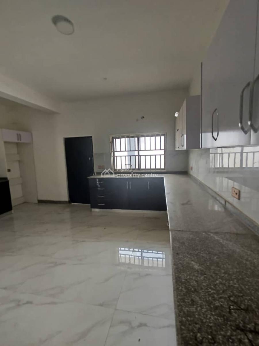 Brand New 5 Bedrooms Terraced Duplex with Bq, Along a Tarred Access Road, Gilmore, Jahi, Abuja, Terraced Duplex for Rent