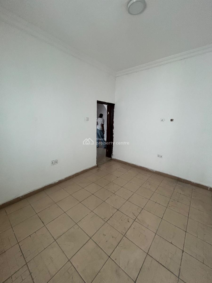 Well Maintained and Spacious 2bedroom Apartment, Chevron Drive, Lekki, Lagos, Flat / Apartment for Rent