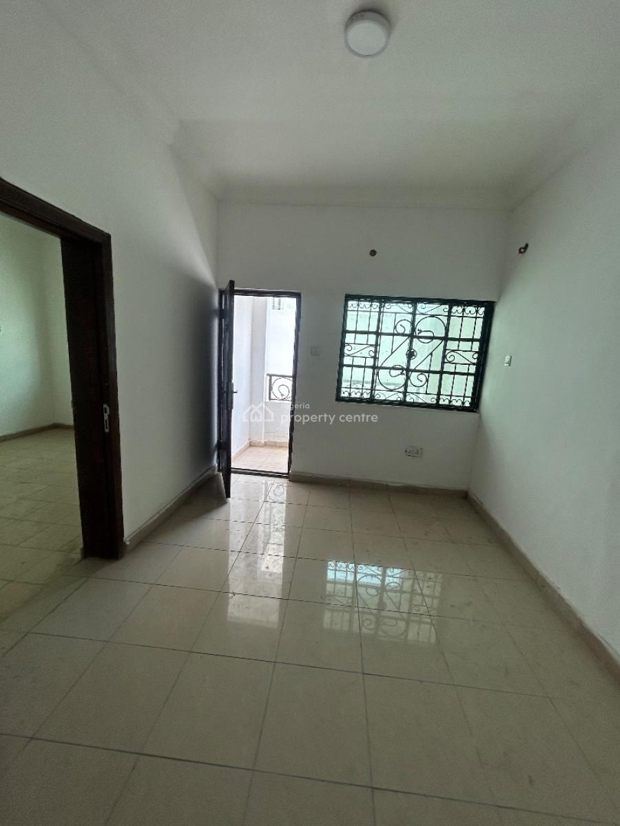 Well Maintained and Spacious 2bedroom Apartment, Chevron Drive, Lekki, Lagos, Flat / Apartment for Rent