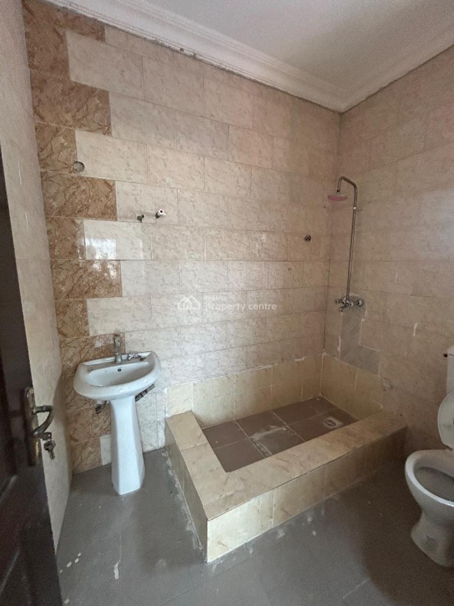 Well Maintained and Spacious 2bedroom Apartment, Chevron Drive, Lekki, Lagos, Flat / Apartment for Rent