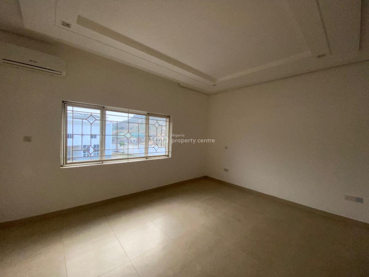 5 Bedrooms Semi-detached Duplex and 2 Rooms Bq, Maitama District, Abuja, Flat / Apartment for Rent