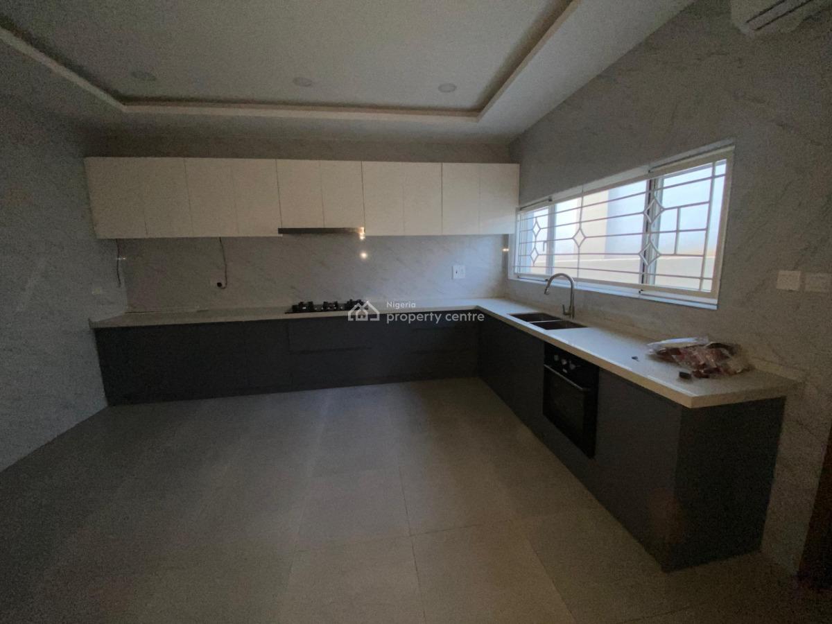 5 Bedrooms Semi-detached Duplex and 2 Rooms Bq, Maitama District, Abuja, Flat / Apartment for Rent