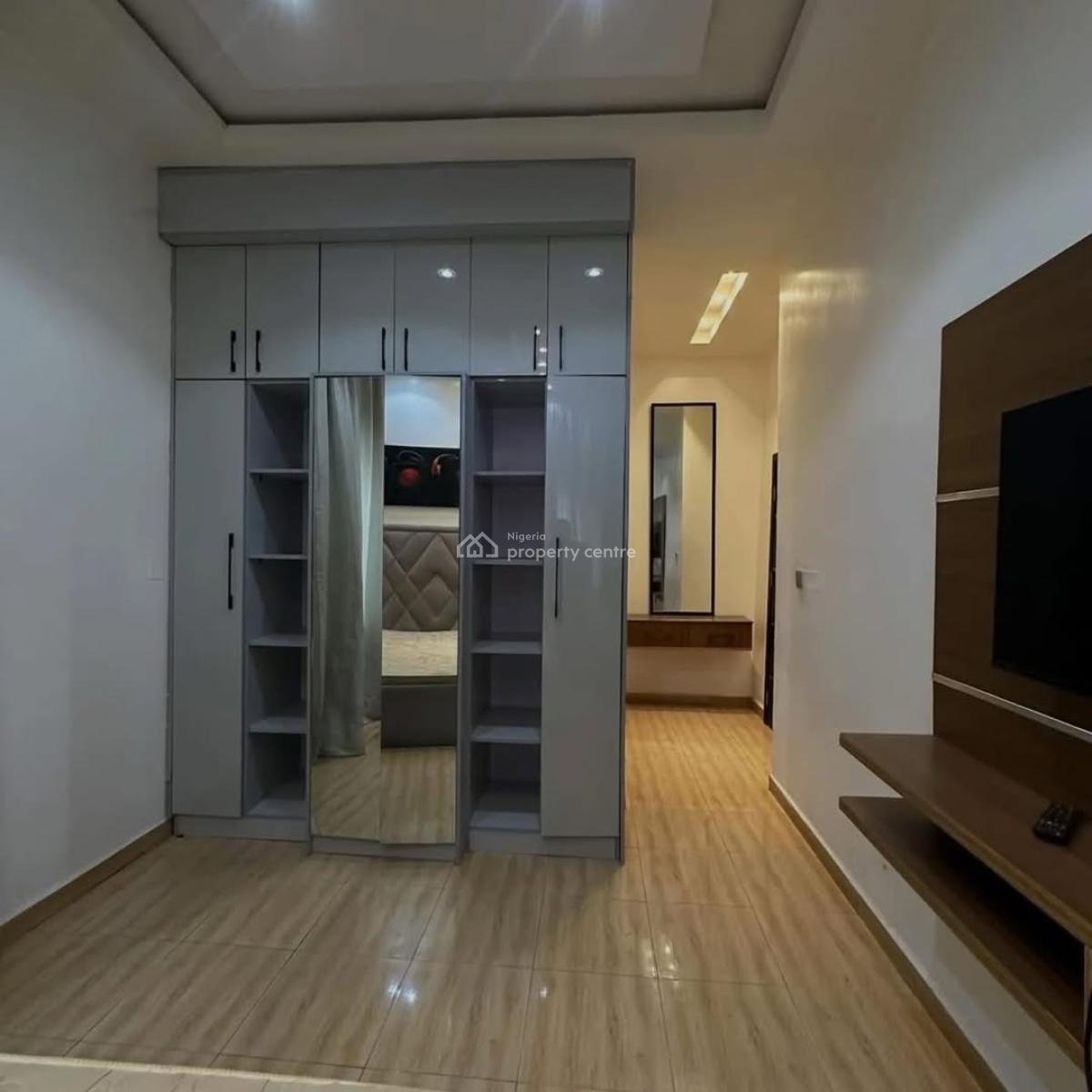 Neatly Furnished 3 Bedroom Apartment with Bq, Jahi, Abuja, Flat / Apartment for Sale