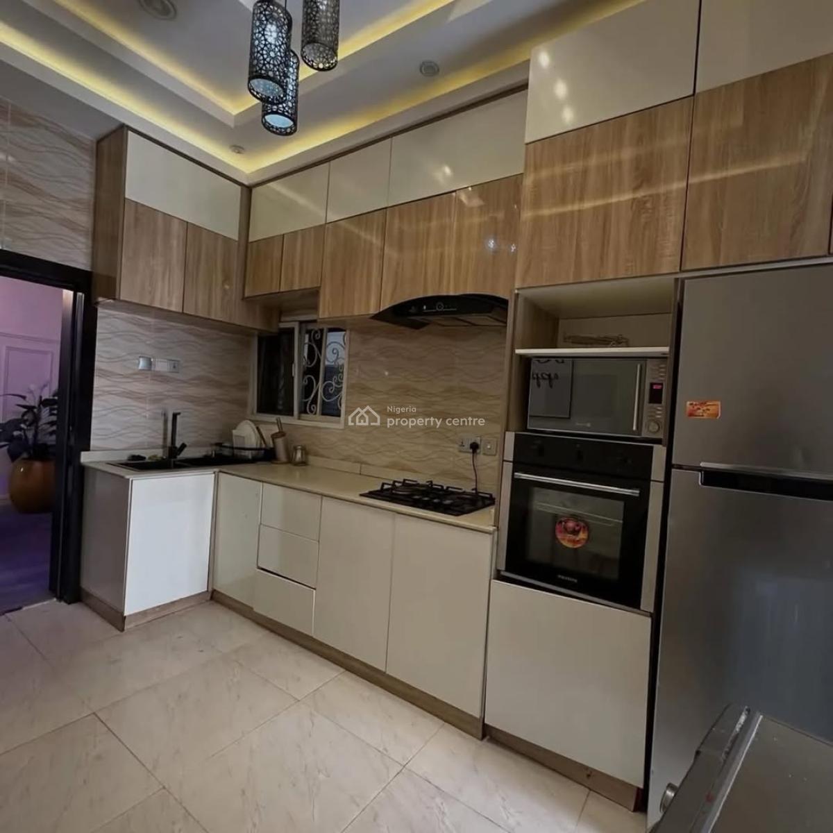 Neatly Furnished 3 Bedroom Apartment with Bq, Jahi, Abuja, Flat / Apartment for Sale