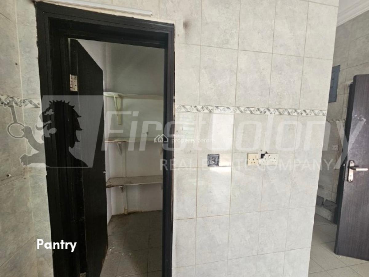 Massive, Private 4 Bedroom Detached House (self Serviced), Lekki Phase 1, Lekki, Lagos, Office Space for Rent