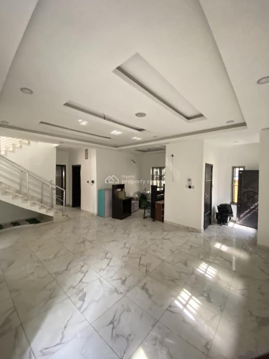 5 Bedroom Fully Detached Duplex with Bq, Chevron Drive, Lekki, Lagos, Detached Duplex for Rent
