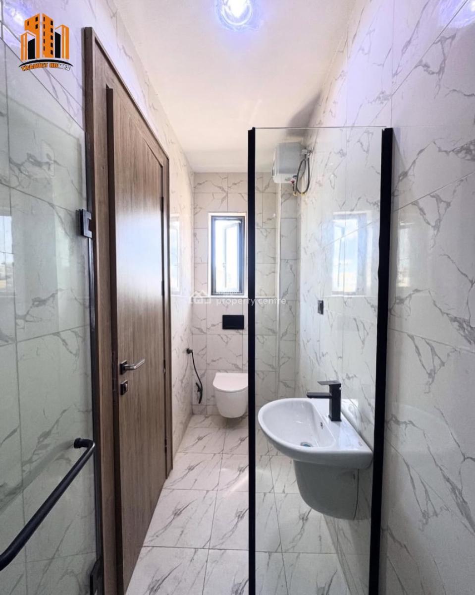 2 Bedroom Apartment with Elevator, Swimming Pool, Lekki Phase 1, Lekki, Lagos, Detached Duplex for Sale