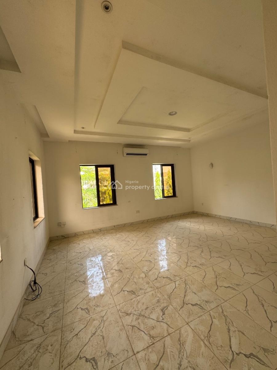 Spacious and Serviced 3bedroom Apartment and Bq, Coza Church Axis, Guzape District, Abuja, Flat / Apartment for Rent