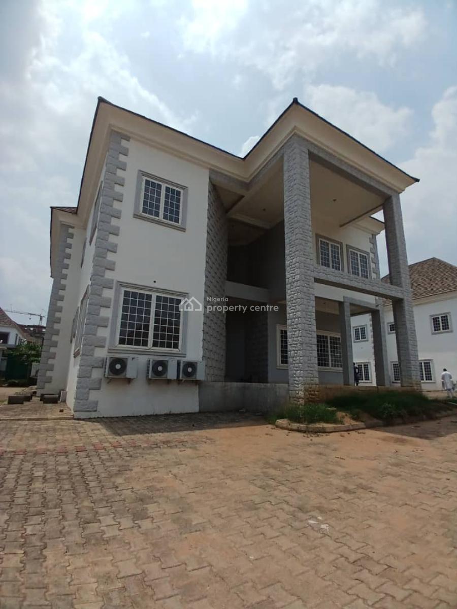 Well Built and Spacious 5 Bedroom Fully Detached Duplex with 2 Rooms B, Maitama District, Abuja, Detached Duplex for Rent