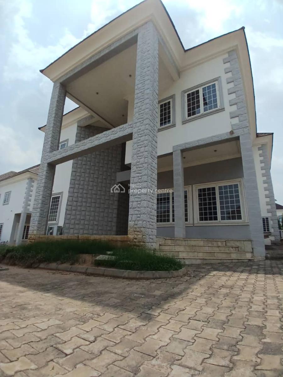 Well Built and Spacious 5 Bedroom Fully Detached Duplex with 2 Rooms B, Maitama District, Abuja, Detached Duplex for Rent