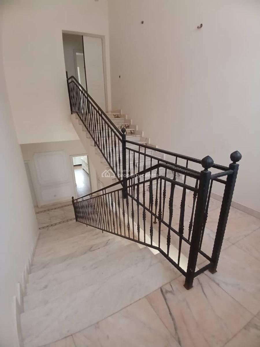 Well Built and Spacious 5 Bedroom Fully Detached Duplex with 2 Rooms B, Maitama District, Abuja, Detached Duplex for Rent