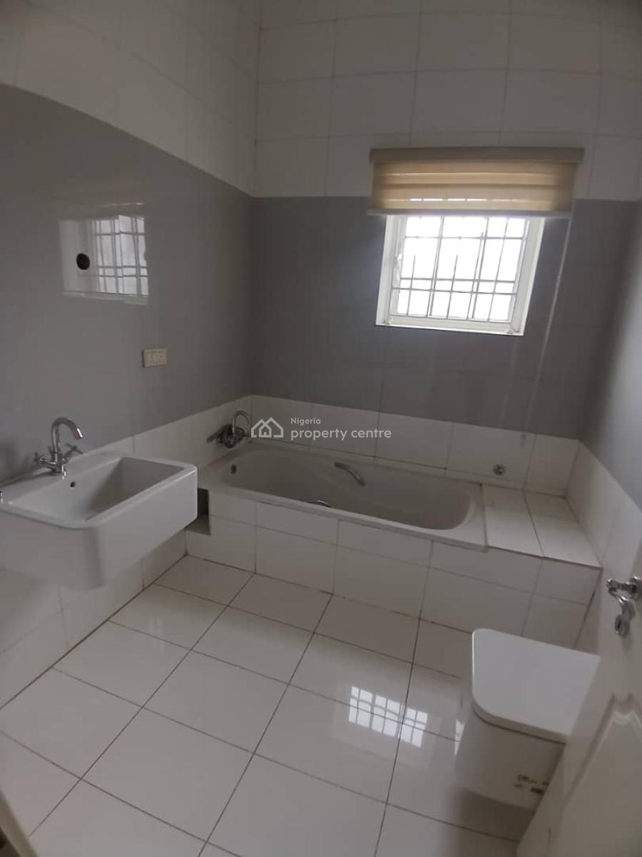 Well Built and Spacious 5 Bedroom Fully Detached Duplex with 2 Rooms B, Maitama District, Abuja, Detached Duplex for Rent