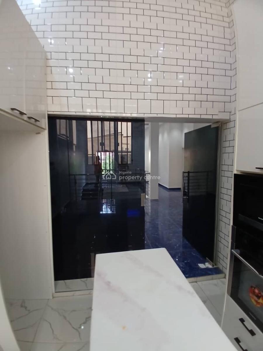 Luxury 2-bedroom Duplex, Von Axis, Lugbe District, Abuja, Semi-detached Duplex for Rent