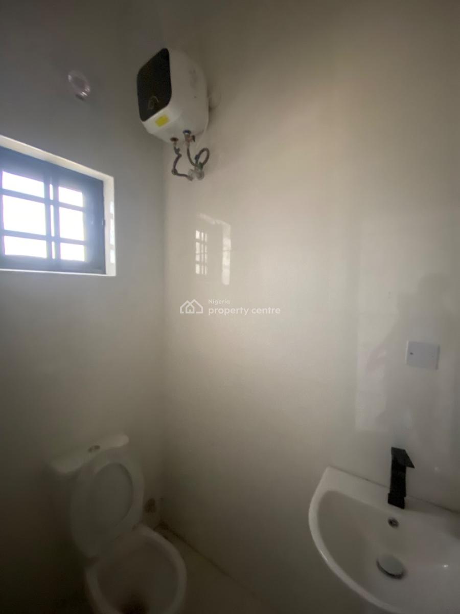 Magnificent Two Bedroom Apartment, Villa Court Close to Abraham Adesanya, Ajah, Lagos, Flat / Apartment for Rent