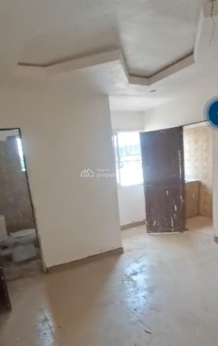 Decent Mini Flat, Upstairs, Pop Standard, Ojodu Berger, Ojodu, Lagos, Mini Flat (room and Parlour) for Rent