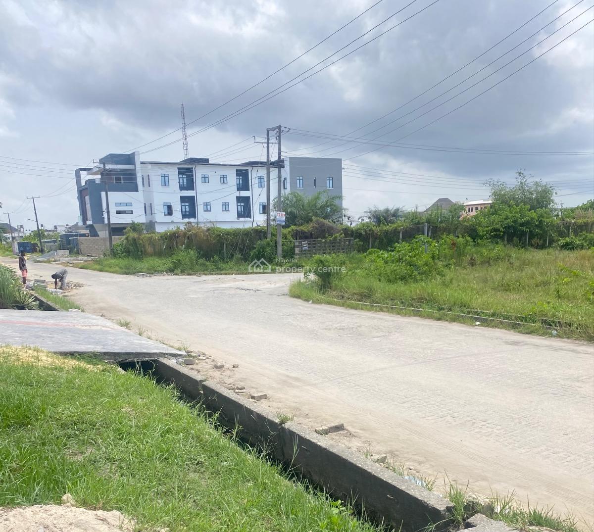 700sqm Fenced and Gated Dryland for Lease, Lekki Scheme2, Ajah, Lagos, Commercial Land for Rent