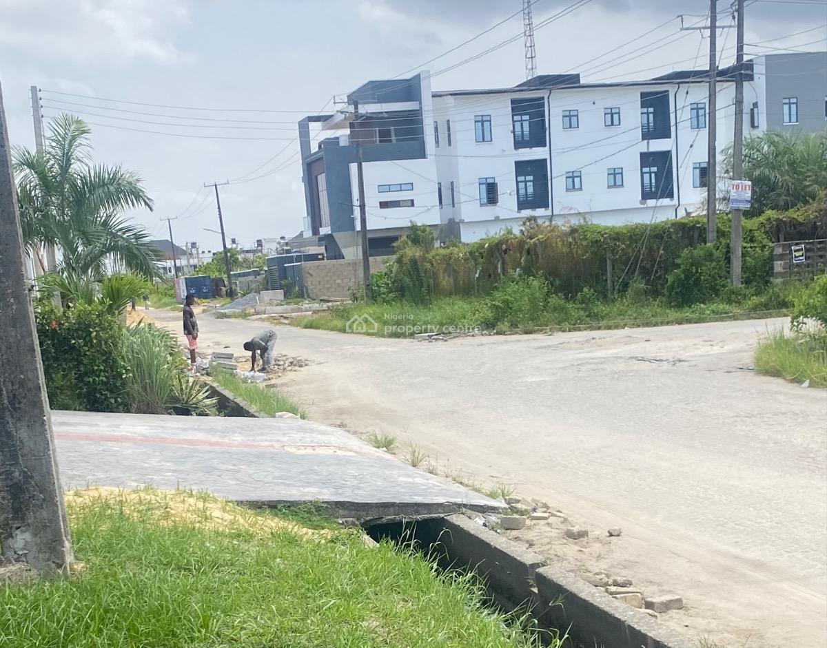 700sqm Fenced and Gated Dryland for Lease, Lekki Scheme2, Ajah, Lagos, Commercial Land for Rent