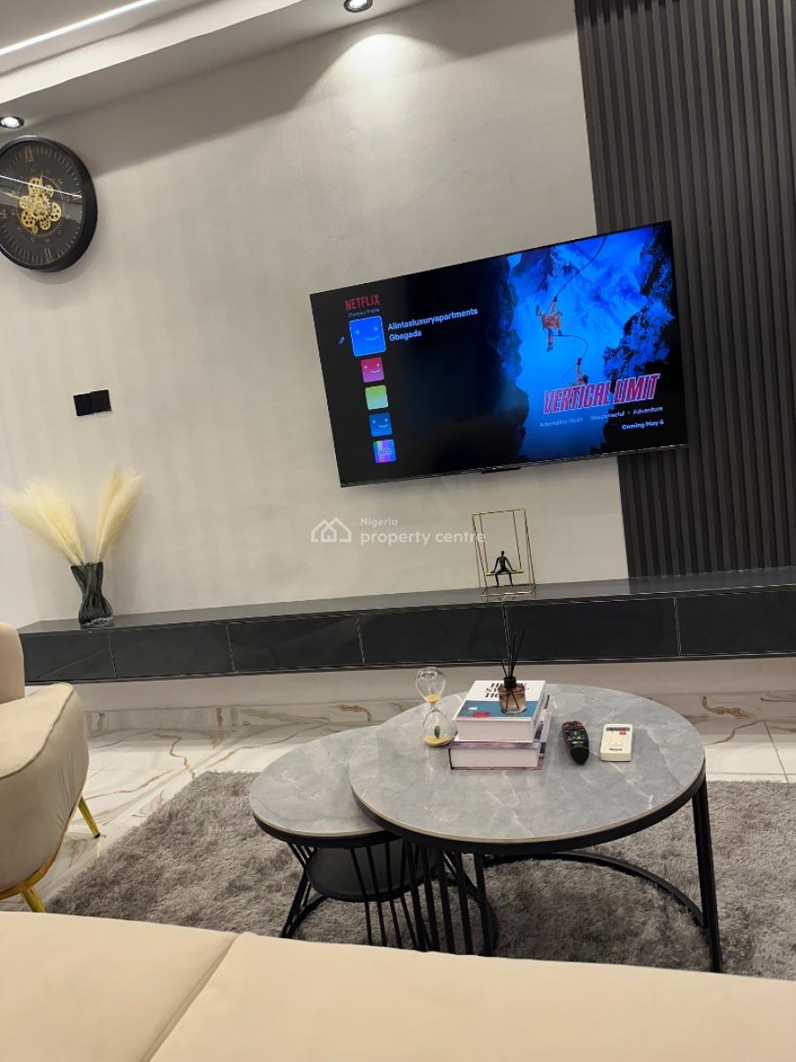 One Bedroom Luxury Apartment, Akoka, Yaba, Lagos, Mini Flat (room and Parlour) Short Let