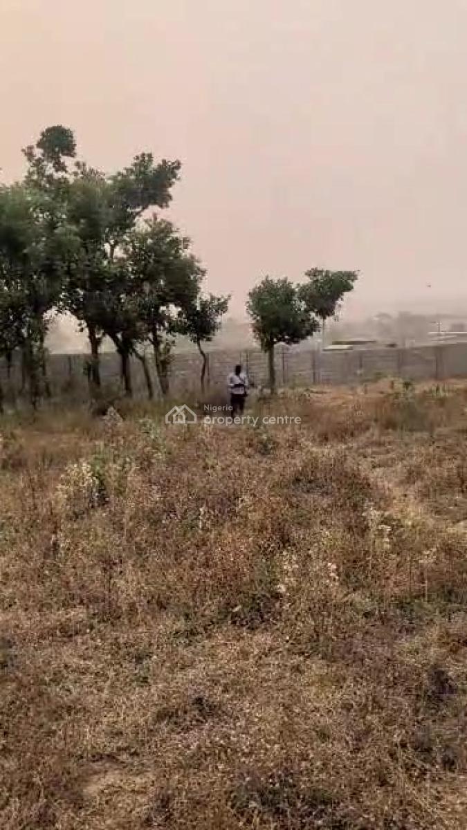 Prime Residential Plot, Gwarinpa 2, Very Close to Spar and Castle Hill Academy Lifecamp, Gwarinpa, Abuja, Residential Land for Sale