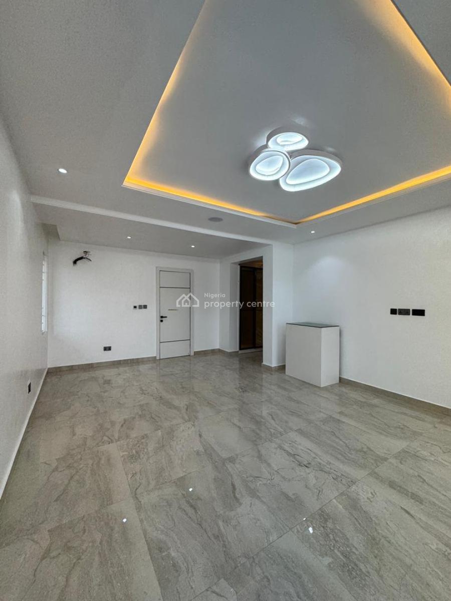 Beautiful 5 Bedroom Duplex with,pool and 5 Bqs, Lekki Phase 1, Lekki, Lagos, Detached Duplex for Sale