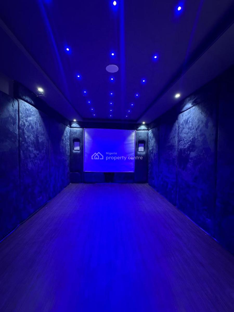 Beautiful 5 Bedroom Duplex with,pool and 5 Bqs, Lekki Phase 1, Lekki, Lagos, Detached Duplex for Sale