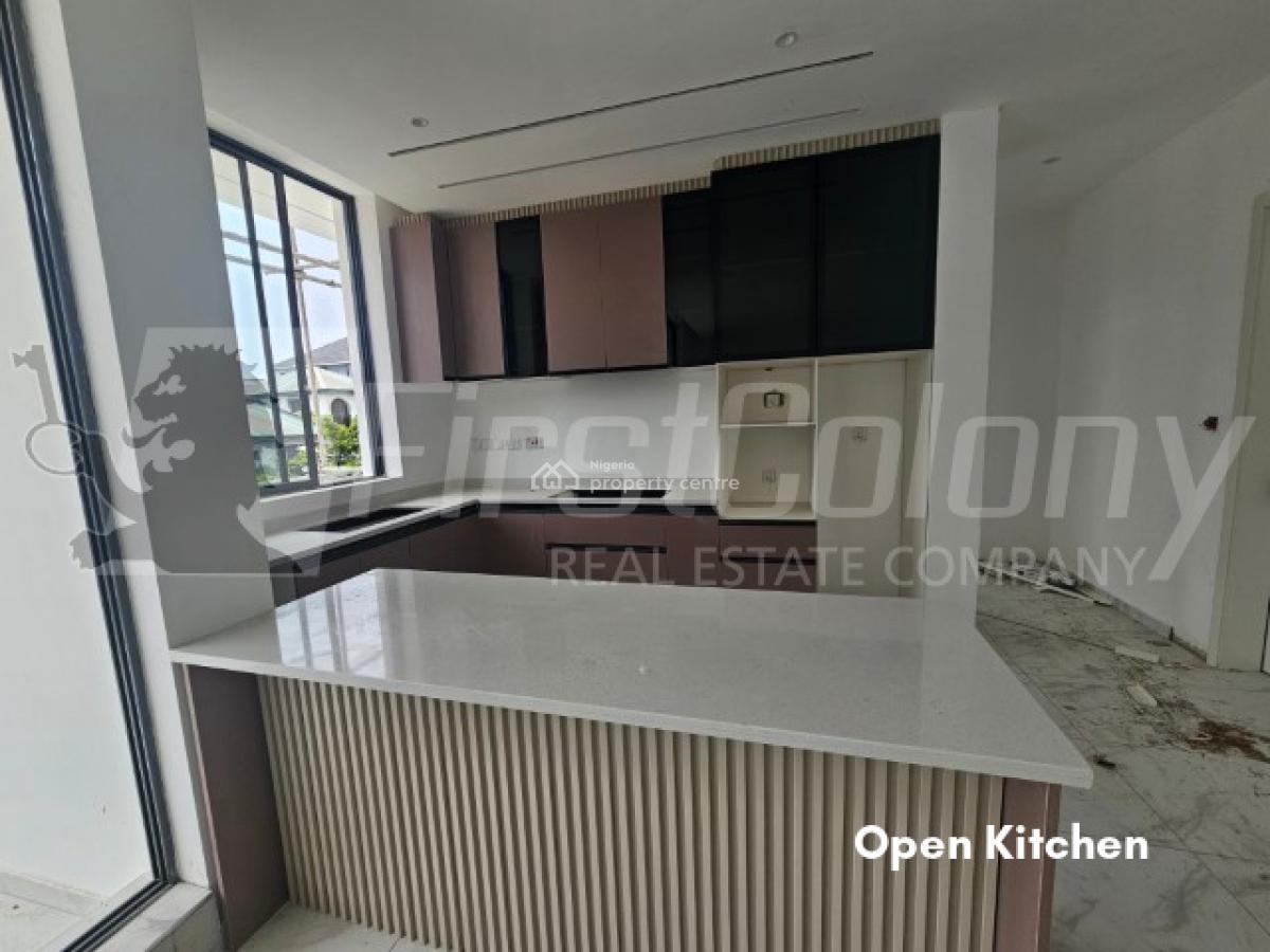 New Built Luxury 2 Bedroom Apartment with Great Facilities, Lekki Phase 1, Lekki, Lagos, Flat / Apartment for Sale