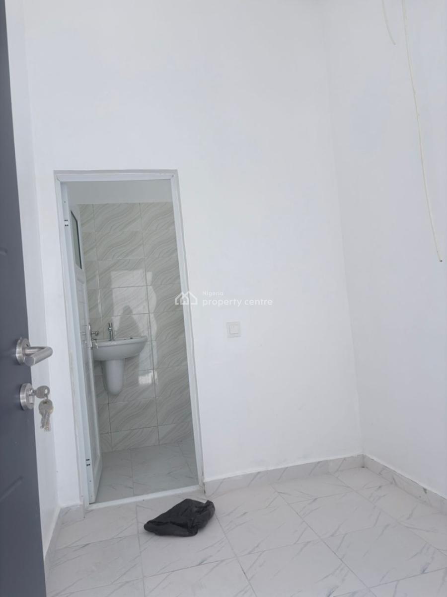 4 Bedroom Semi Detached Duplex with Maids Room, Off Admiralty Way, Lekki Phase 1, Lekki, Lagos, Semi-detached Duplex for Sale