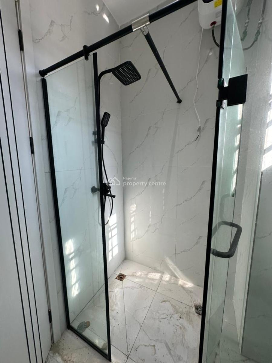 Very Spacious 2 Bedroom Apartment Perfect for Investment, Ikate, Lekki, Lagos, Flat / Apartment for Sale